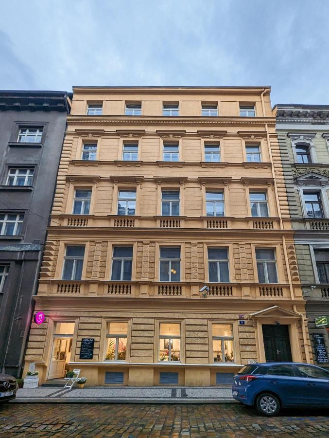 Stru House By Prague Days - Luxurious Apartments Next To National Theatre Zewnętrze zdjęcie
