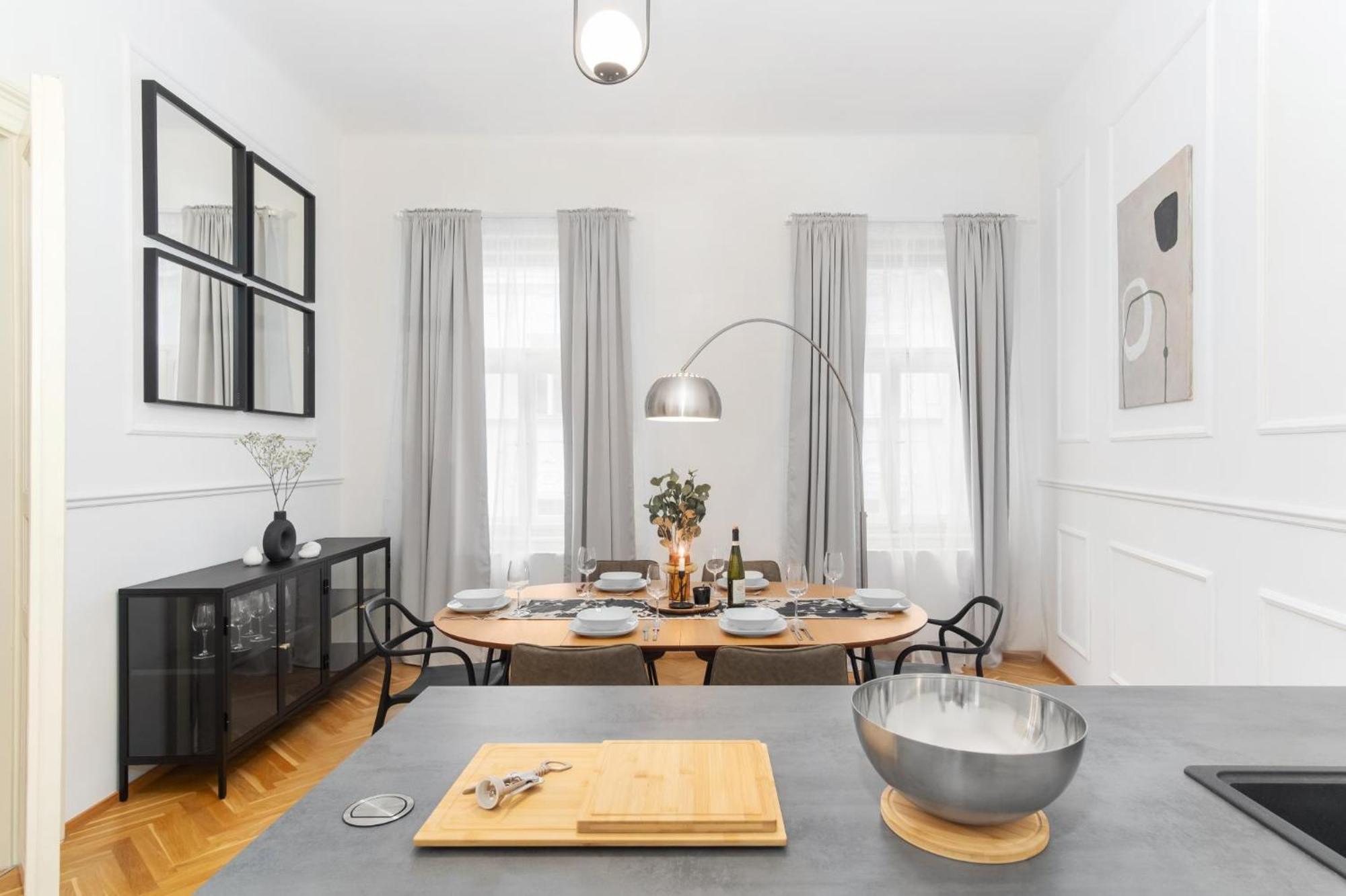 Stru House By Prague Days - Luxurious Apartments Next To National Theatre Zewnętrze zdjęcie